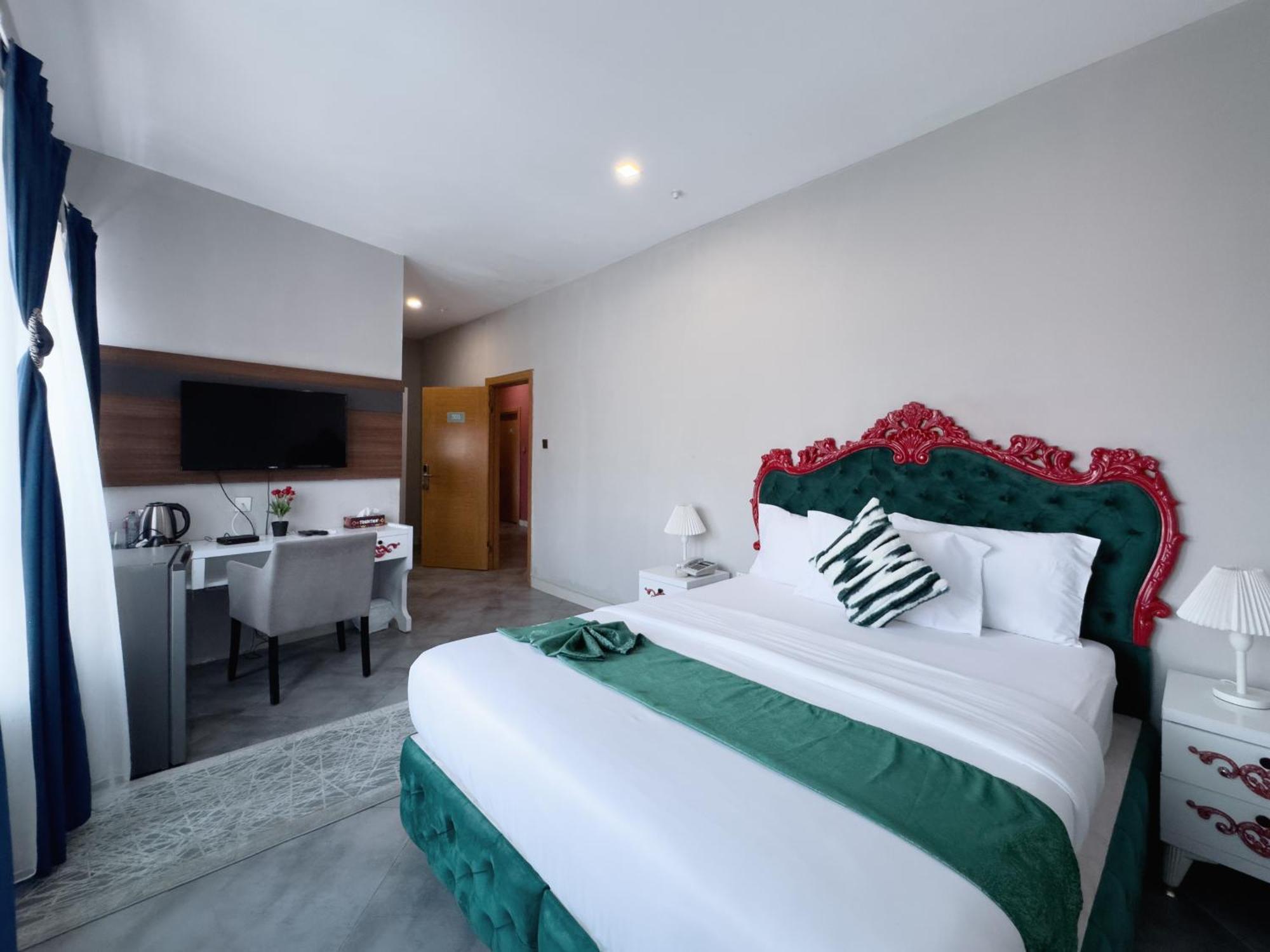 Euro Homes Hotel Аккра Екстер'єр фото