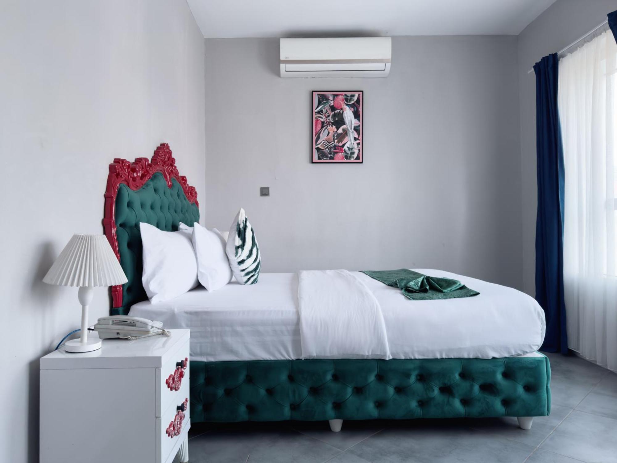Euro Homes Hotel Аккра Екстер'єр фото
